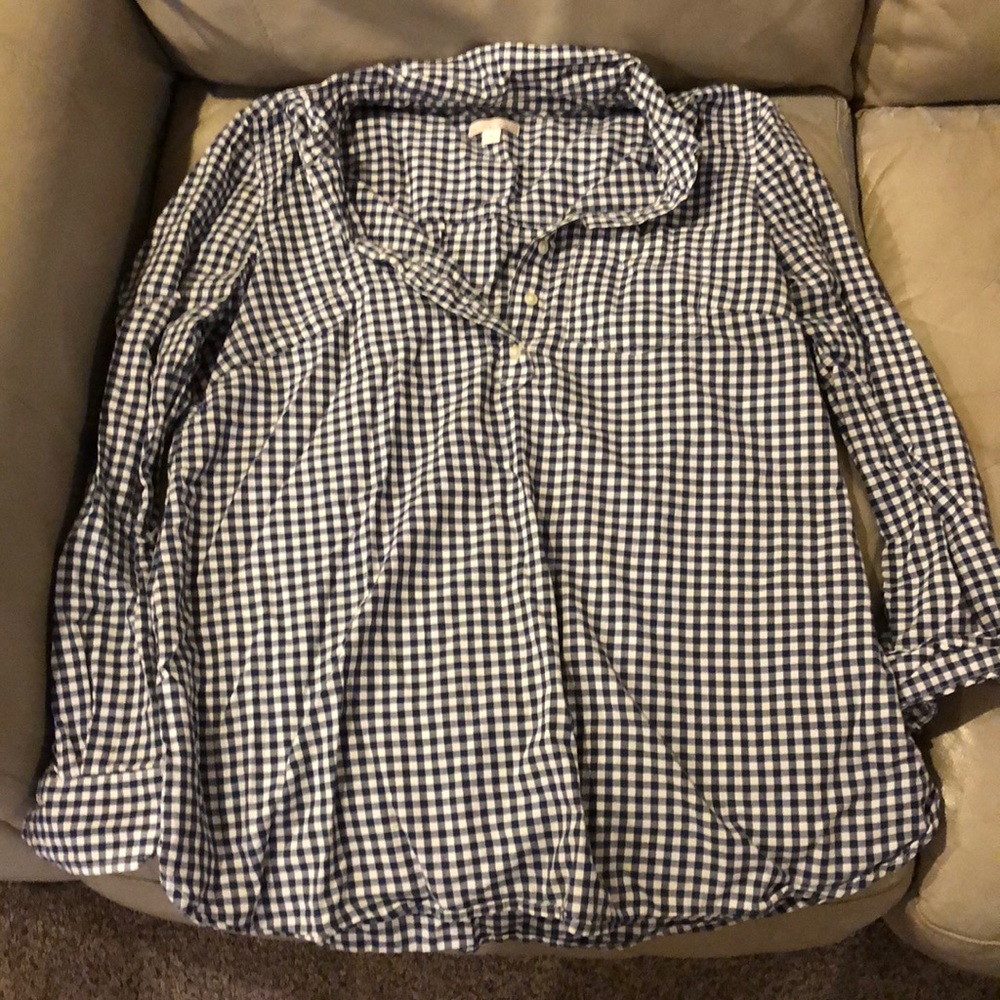 GAP maternity collared Top